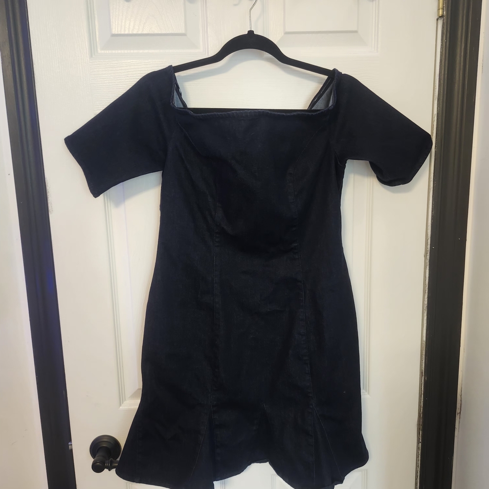 Guess OFF THE SHOULDER DENIUM DRESS